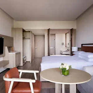 5* Resort Marriott Yalong Bay &